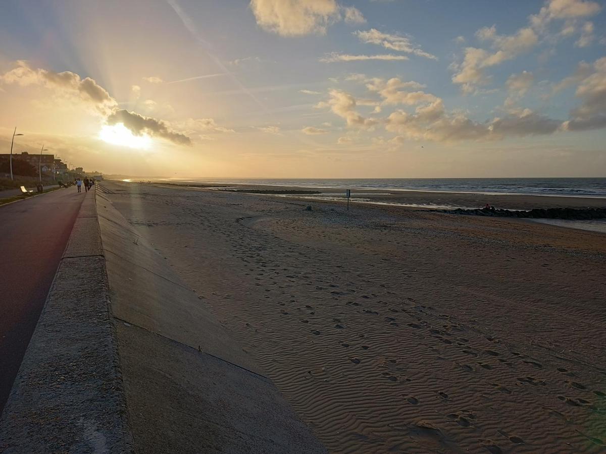 Bord De Plage, Thalasso Et Vue Mer ! Cabourg Exterior foto